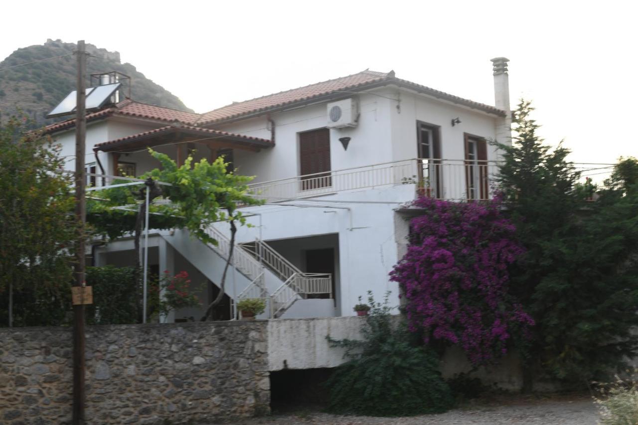Art Flowers And Culture Mystras Exterior photo
